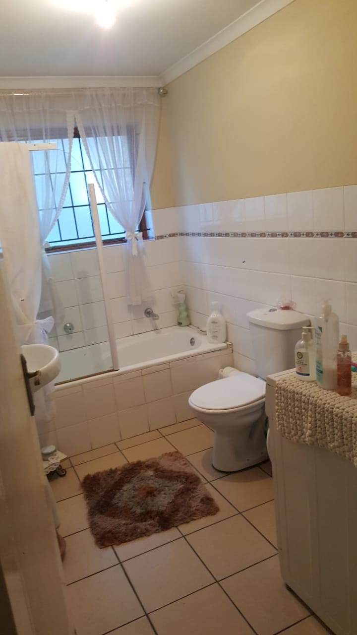 3 Bedroom Property for Sale in Wynberg Western Cape
